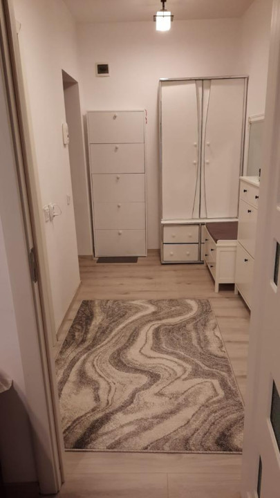 Apartament de 2 camere decomandate, 50 MP, grădina de 38 MP si loc de parcare