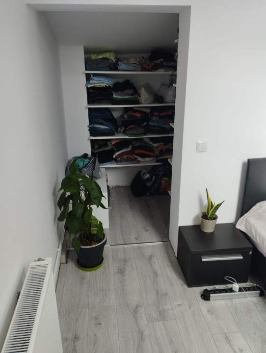 Apartament de 4 camere pe 2 nivele, 120 MP, 2 bai, zona Stejarului