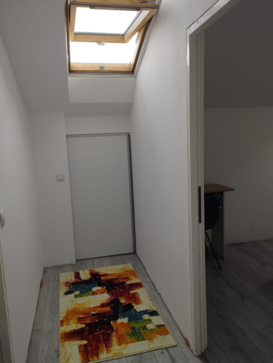 Apartament de 4 camere pe 2 nivele, 120 MP, 2 bai, zona Stejarului