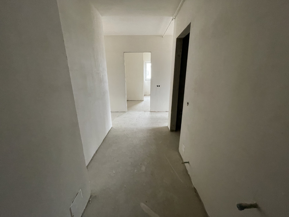 Apartament de 3 camere, semifinisat, 65,67 mp, 2 dormitoare, zona Terra