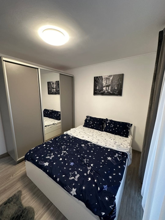 Apartament de 2 camere decomandat, 40 mp, zona Eroilor