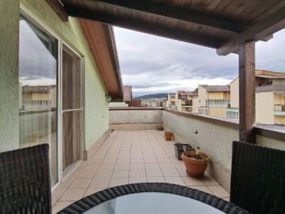 Apartament de 50 mp.si terasa de 32 mp.