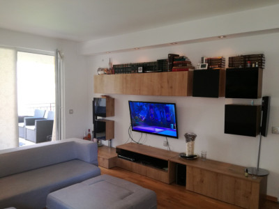 Apartament de 2 camere, 51 mp. terasa 36 mp. Floresti