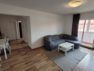 Apartament 2 camere, central ,53mp+balcon