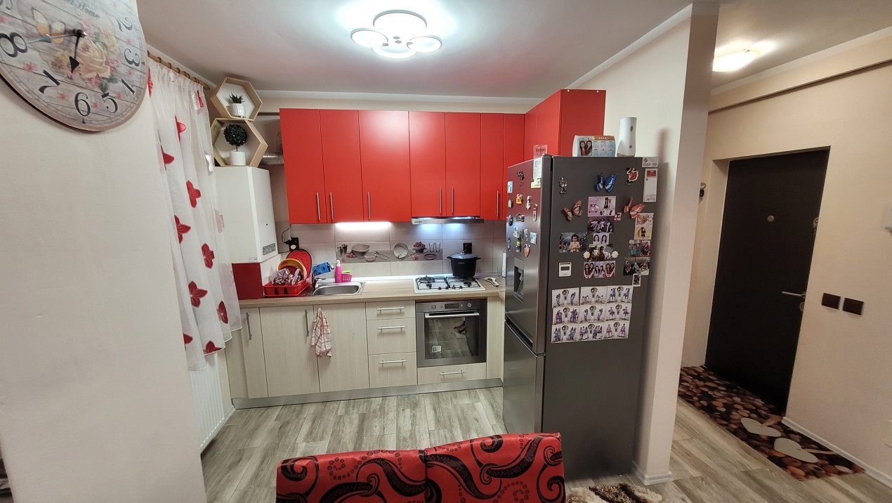 Apartament de 3 camere, 63mp, mobilat utilat, zona Sub Cetate