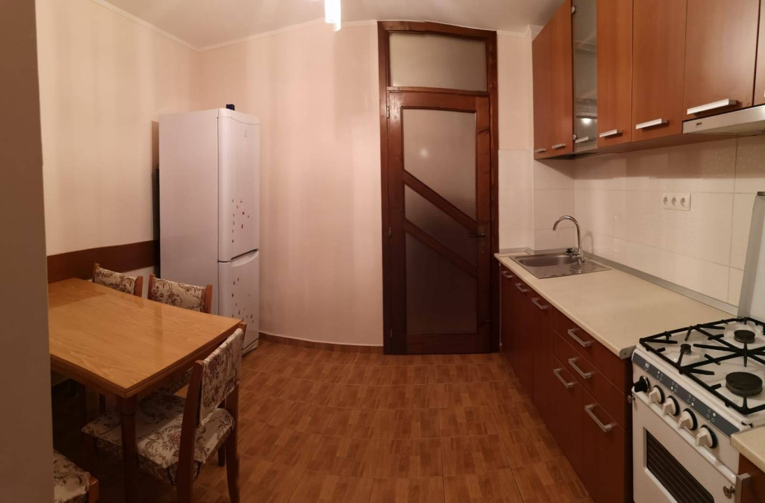 Apartament de 2 camere, decomandat, 56mp, zona Zorilor