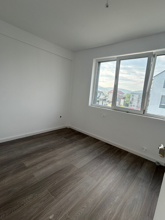 Apartamente de 3 camere , 50 mp , zona Tineretului 