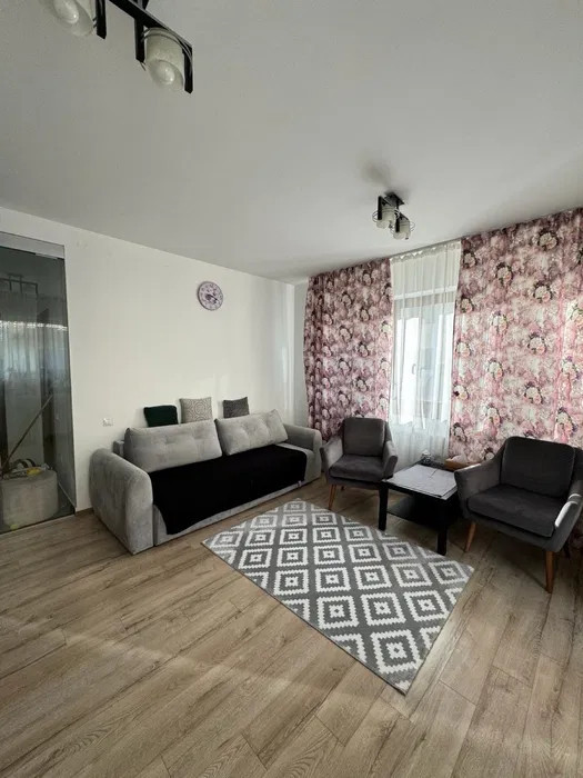 Apartament cu 2 camere, Balcon, Parcare inclusă 