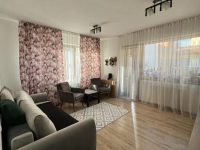 Apartament cu 2 camere, Balcon, Parcare inclusă 