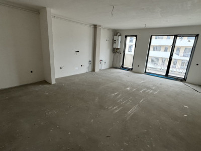 Apartament 2 camere zona Eroilor