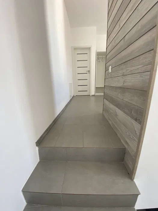 Penthouse cu 2 camere  ,60 mp, zona Centrala