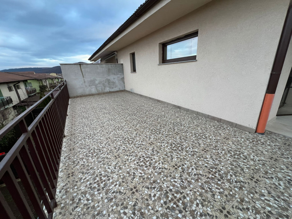 Duplex zona Terra , strada privata ,118 mp utili