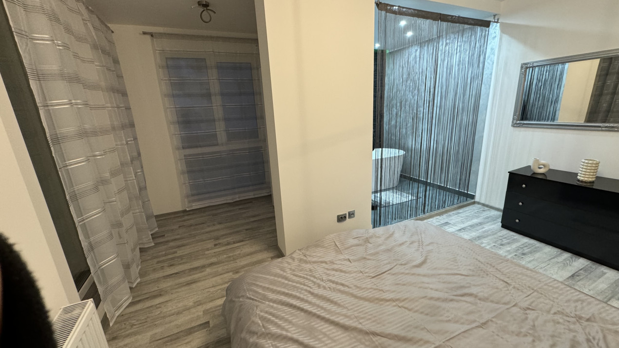 Apartament De Lux Cu 2 Camere, Zona Eroilor