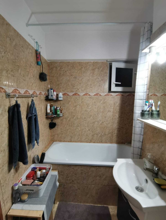 Apartament 3 camere, decomandat, 73 MP, zona Piata Marasti