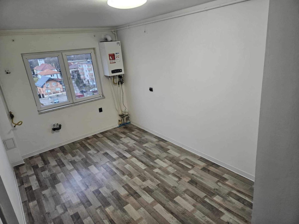 apartament cu 2 camere