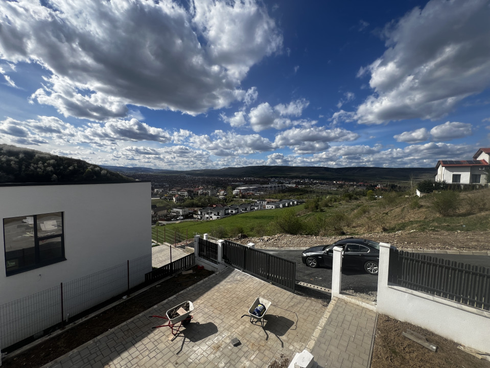 Casa individuala , 119 mp utili , Zona Vivo 