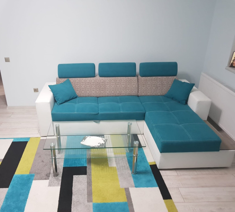 Apartament de 3 camere, 67 mp, zona Stejarului