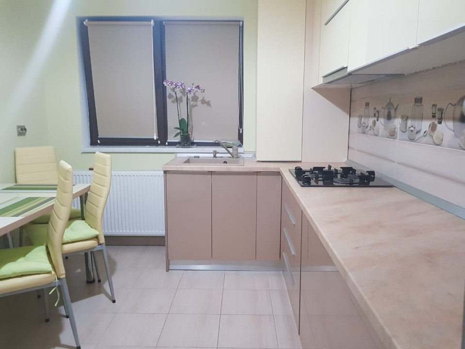 Apartament de 3 camere, 67 mp, zona Stejarului