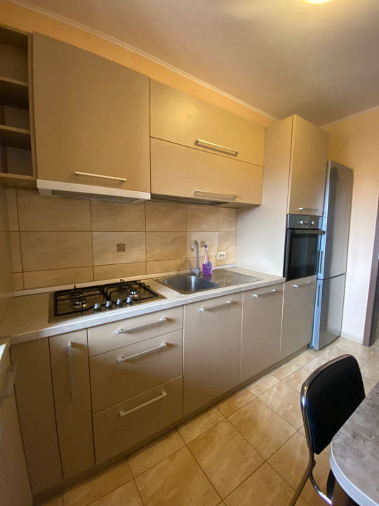 Apartament  2 camere 54 mp Zona Stejarului, parcare