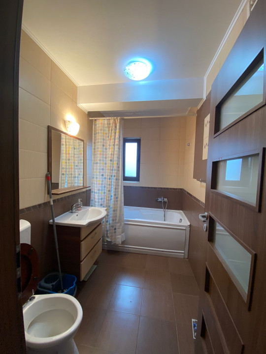 Apartament  2 camere 54 mp Zona Stejarului, parcare