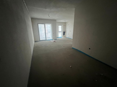 Apartament de 3 camere, 68.15 mp, cu terasa 25 mp, zona Avram Iancu