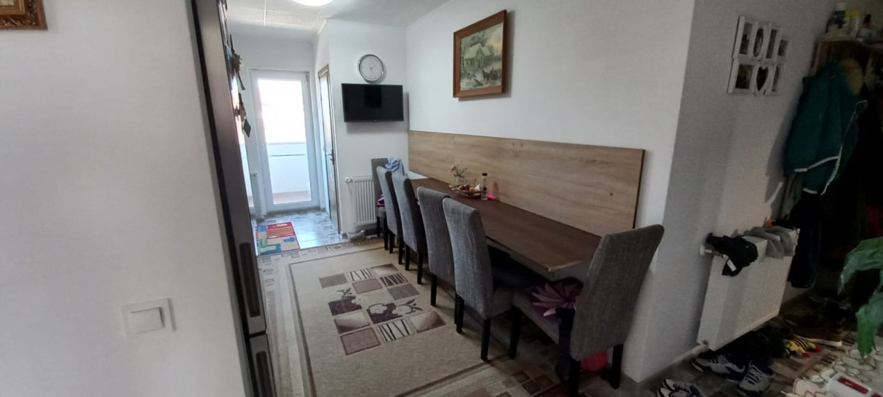 Apartament 3 camere 68mp la cheie etaj intermediar zona Eroilor