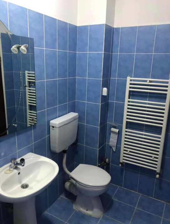 Oferim spre vanzare apartament 2 camere Zona Petrom Calea Baciului