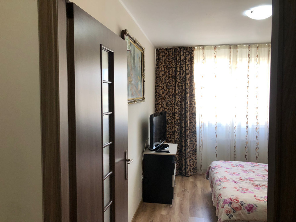 Apartament de 2 camere, 50 mp,+ 5 mp balcon, in zona Porii