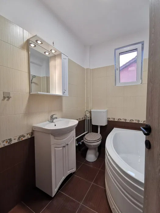 Apartamen cu o camere, 50 mp , zona Borhanci