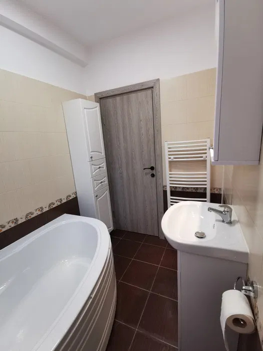 Apartamen cu o camere, 50 mp , zona Borhanci