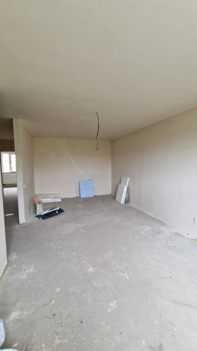 Apartament 3 camere, semidecomandat, 87 MP, zona facultatii de Mecanica  