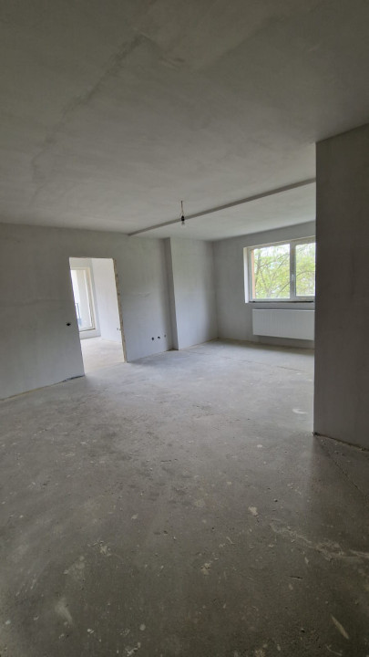 Apartament 3 camere, semidecomandat, 82 MP, zona facultatii de Mecanica  