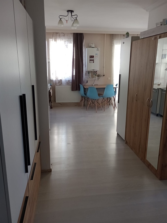 APARTAMENT DECOMANDAT CU 3 CAMERE