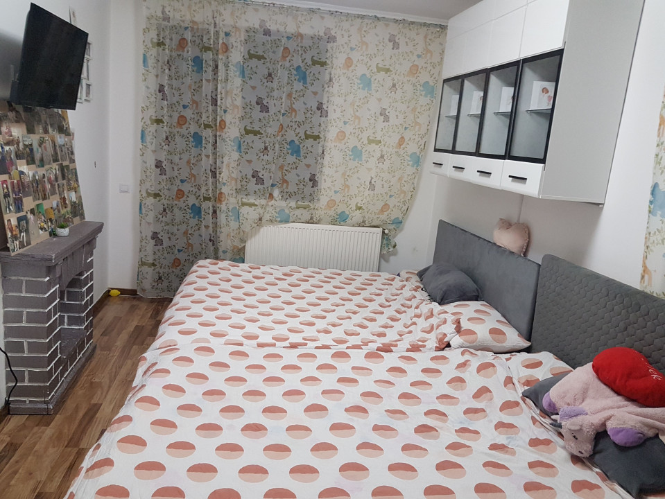 Apartament de 3 camere, 60 mp,  zona Teilor, loc de parcare inclus