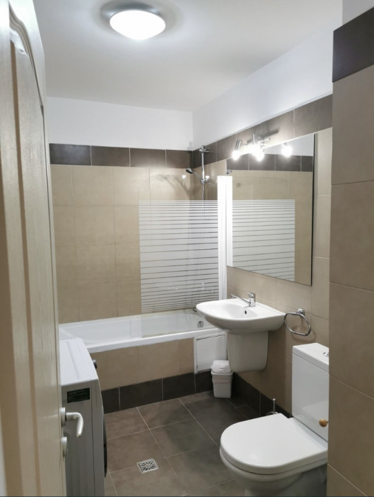 Apartament de 2 camere, 63mp, decomandat, zona Calea Turzii