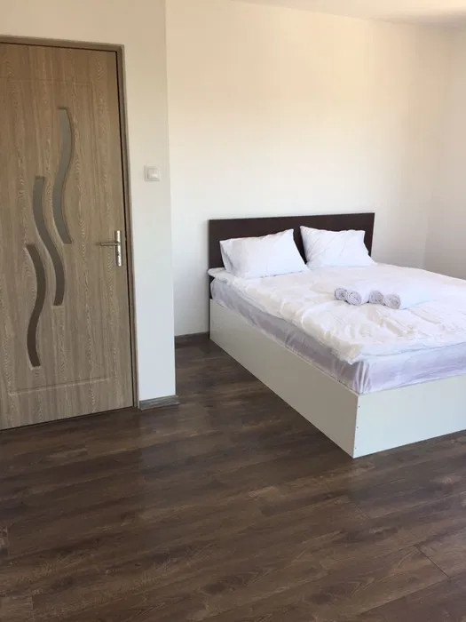 Apartament de vanzare cu 2 camere 60mp terasa si parcare