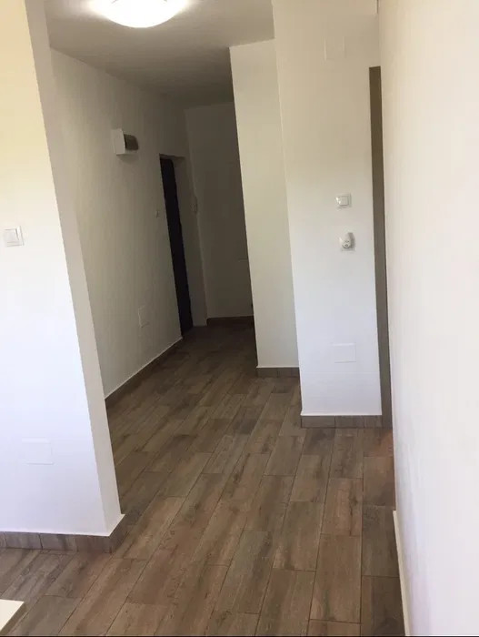 Apartament de vanzare cu 2 camere 60mp terasa si parcare