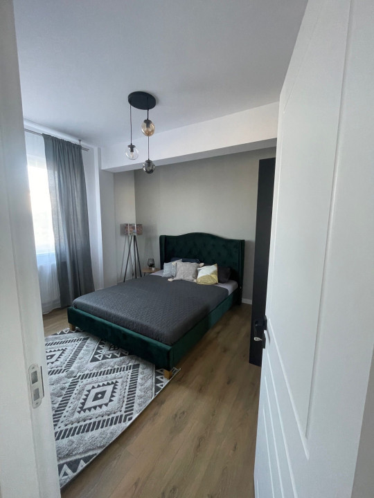 Apartament de 3 camere, 60mp, Ultrafinisat, parcare, Zona Teilor