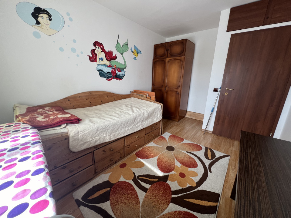 Apartament de 3 camere, 69 mp, 2 bai, 2 balcoane, zona Muzeul Apei