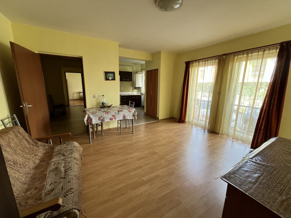 Apartament de 2 camere, decomandat, 52 mp, zona Muzeul Apei