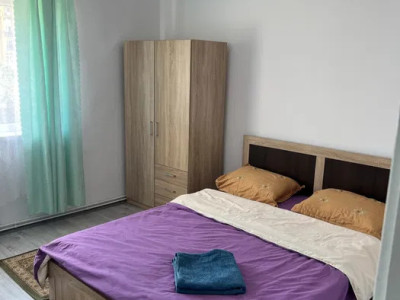 Apartament de vanzare + loc de parcare