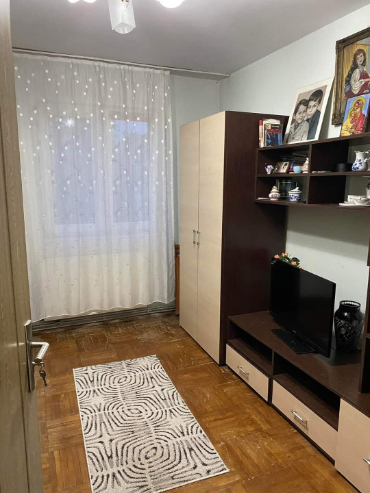 Apartament de vanzare cu 3 camere, zona Gheorgheni