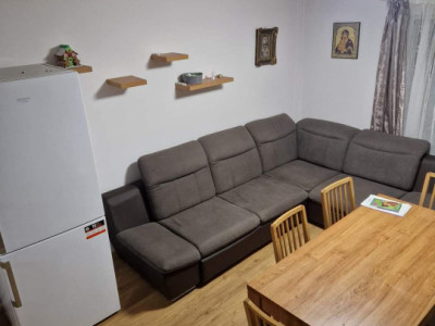 Apartament 3 camere, 2 nivele, 79 MP, zona Plopilor, Floresti 