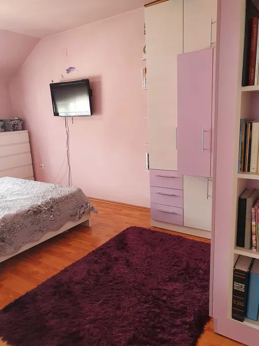 Apartament cu 2 camere, 56 mp, parcare, zona Florilor