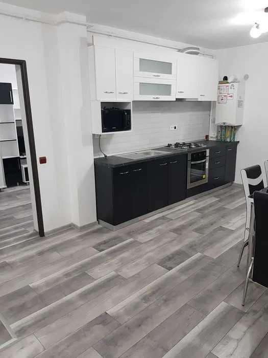 Apartament de 3 camere modern , 57 mp utili ,zona Florilor