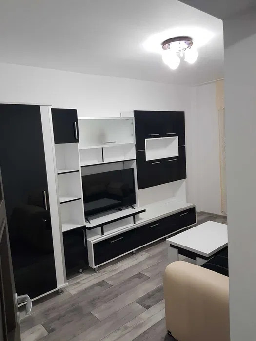 Apartament de 3 camere modern , 57 mp utili ,zona Florilor