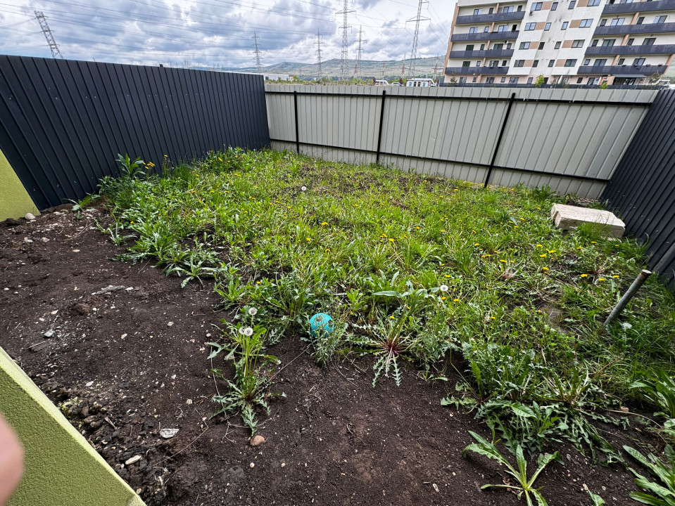 Casa insiruita, semifinisata, 87 mp, gradina 40 mp, zona Sesul de sus