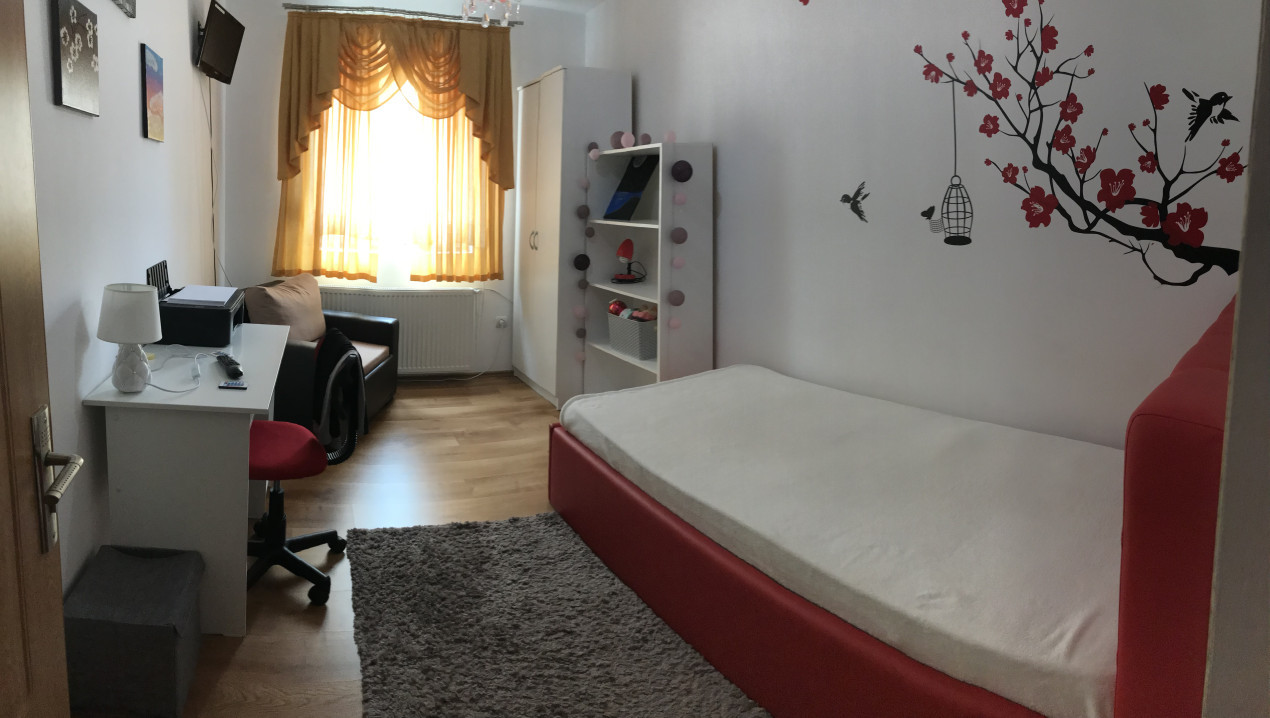 Apartament cu 4 camere, 2 parcari, 2 balcoane, zona Florilor