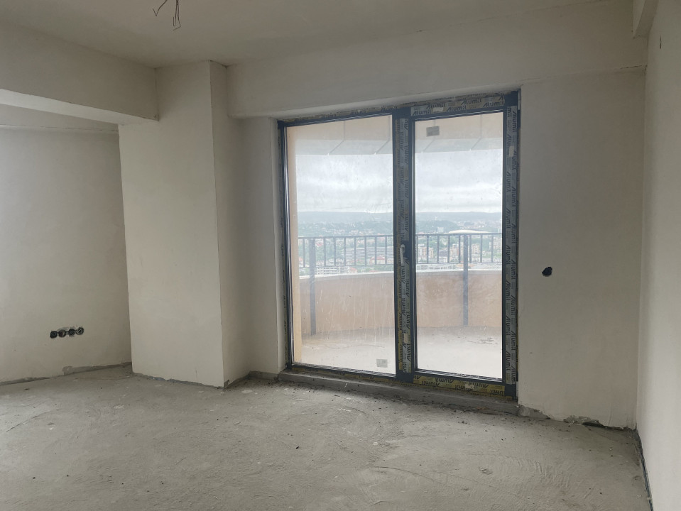 Penthouse de vanzare cu 5 camere, suprafata 210 mp, zona Manastur