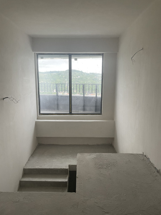 Penthouse de vanzare cu 5 camere, suprafata 210 mp, zona Manastur